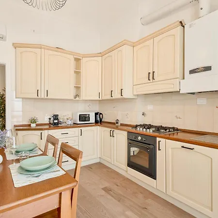 La Casa Accanto Apartment